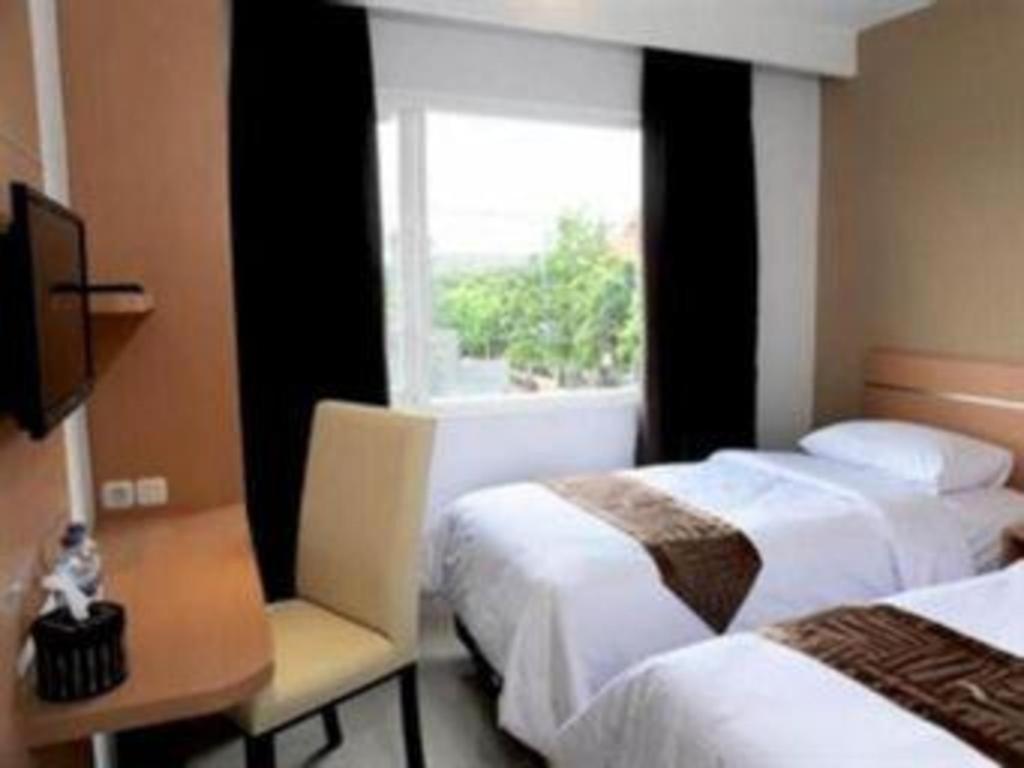 Nozz Hotel
