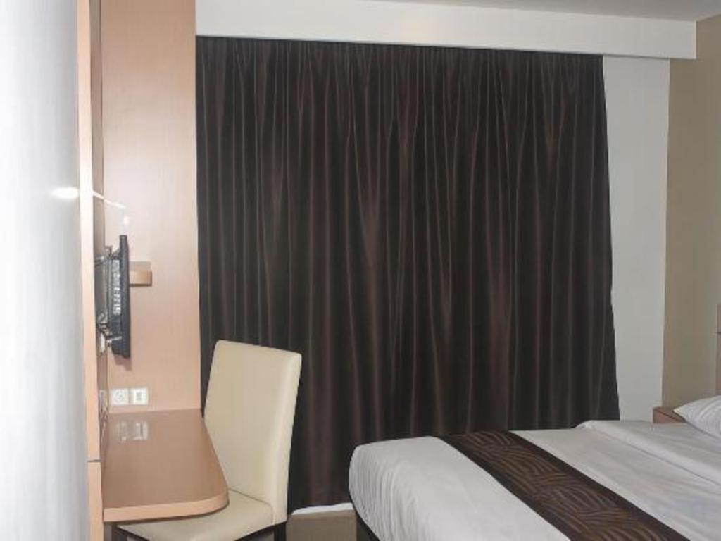 Nozz Hotel *